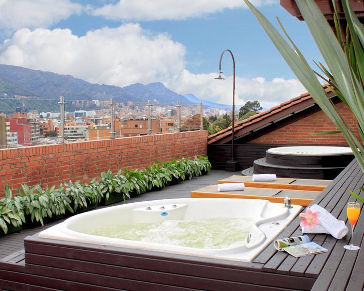 Jacuzzi Hotel ESTELAR La Fontana Bogotá