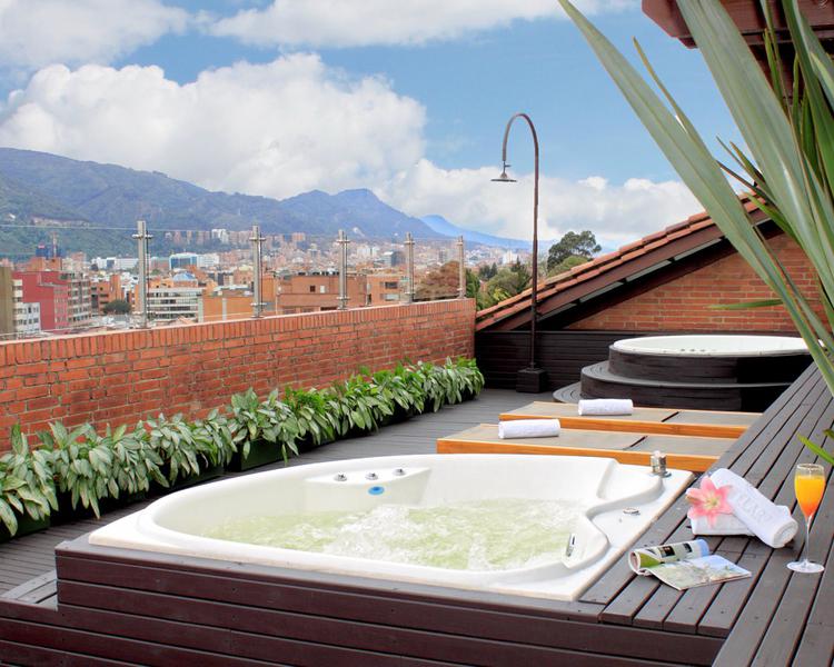 Jacuzzi Hotel ESTELAR La Fontana Bogotá