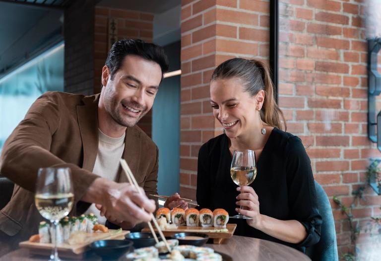 Maki Bar ESTELAR La Fontana Colombia - Bogotá Maki Bar ESTELAR La Fontana Colombia - Bogotá