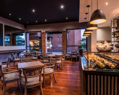 Plaza Café ESTELAR La Fontana Colombia - Bogotá Plaza Café ESTELAR La Fontana Colombia - Bogotá