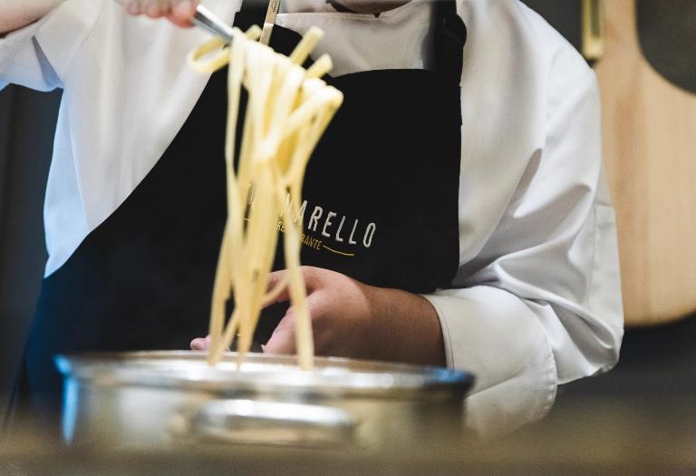 Restaurante Tonnarello ESTELAR La Fontana Colombia - Bogotá Restaurante Tonnarello ESTELAR La Fontana Colombia - Bogotá