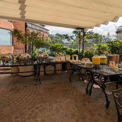 Restaurante ESTELAR La Fontana Colombia - Bogotá Restaurante ESTELAR La Fontana Colombia - Bogotá
