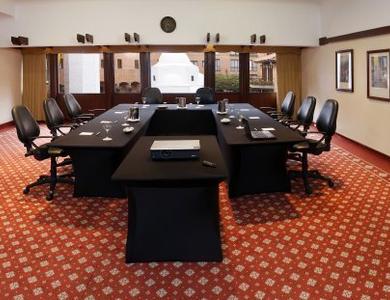 Salón Segovia ESTELAR La Fontana Colombia - Bogotá Salón Segovia ESTELAR La Fontana Colombia - Bogotá